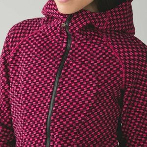 Lululemon Deep Dive Berry Scuba 4